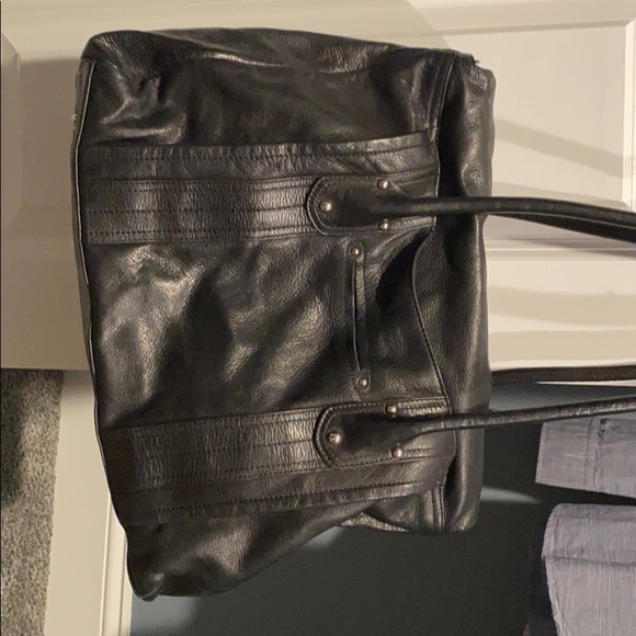 B. Makowsky handbag - Picture 2 of 8